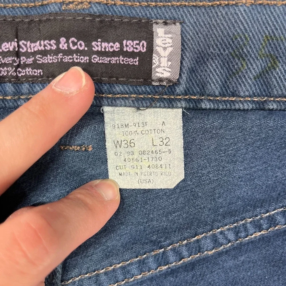 Vintage Levi's Silver Tab Baggy Shorts Men Blue Denim Distressed Zip Fly - 36X32